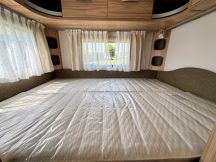 Caravan Eriba FEELING 425 CON TETTO SOLLEVABILE 5 posti nuovo image preview