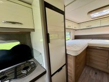Motorhome Buerstner AVIANO I 690 G 4 posti usato image preview