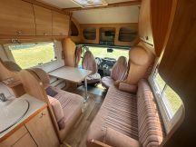 Semintegrale Laika X 695 R 4 posti usato image preview