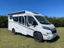 Semintegrale Sunlight V 60 Adventure Edition compatto  4 posti nuovo image preview