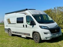 Furgonato Ci Kyros Duo XL / Evo Limited / letto basculante  4 posti usato image preview