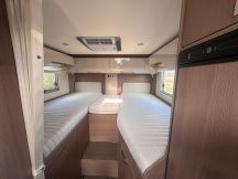 Motorhome Buerstner IXEO I 690 G - LETTI GEMELLI, GARAGE 4 posti usato image preview