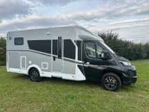 Semintegrale Sunlight T 66 S - Adventure Edition - 6 posti letto e 5 viaggio - Versione Ferrigato  5 posti nuovo image preview