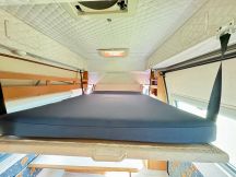Furgonato Adria Adriavan // letto basculante 4 posti usato image preview