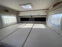 Semintegrale Sunlight T 67 S Letti Gemelli 4 posti usato image preview