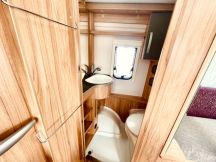 Caravan Eriba CARAVAN ERIBA FEELING 442 5 posti usato image preview