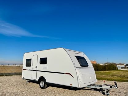 Caravan Weinsberg CARACITO 450 FU 4 posti nuovo