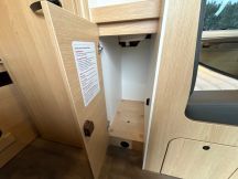 Furgonato Sunlight CLIFF 600 RT  4 posti nuovo image preview